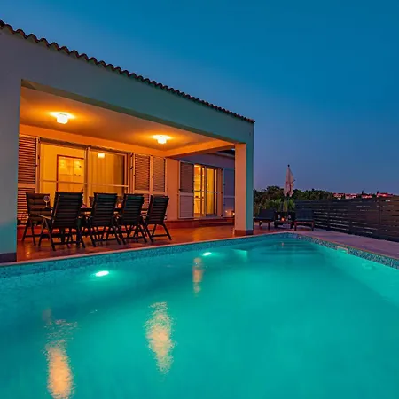 Casa de Férias 4 Bedroom Stunning In