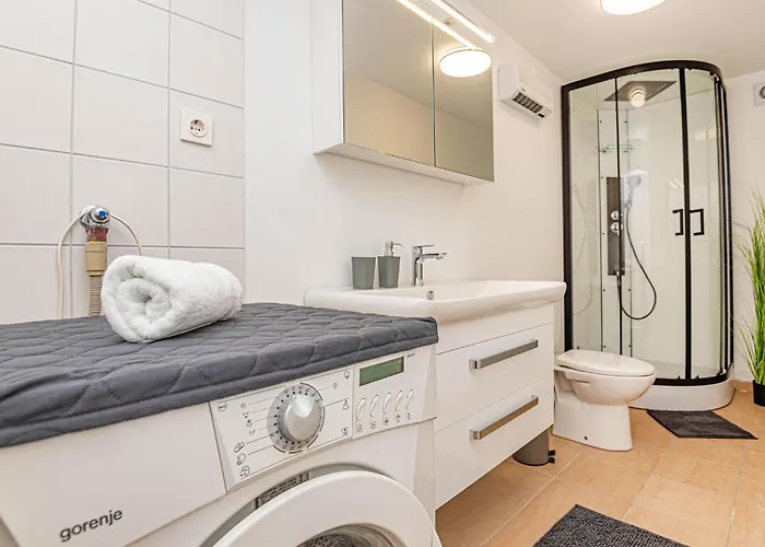 4 Bedroom Stunning In Vakantiehuis